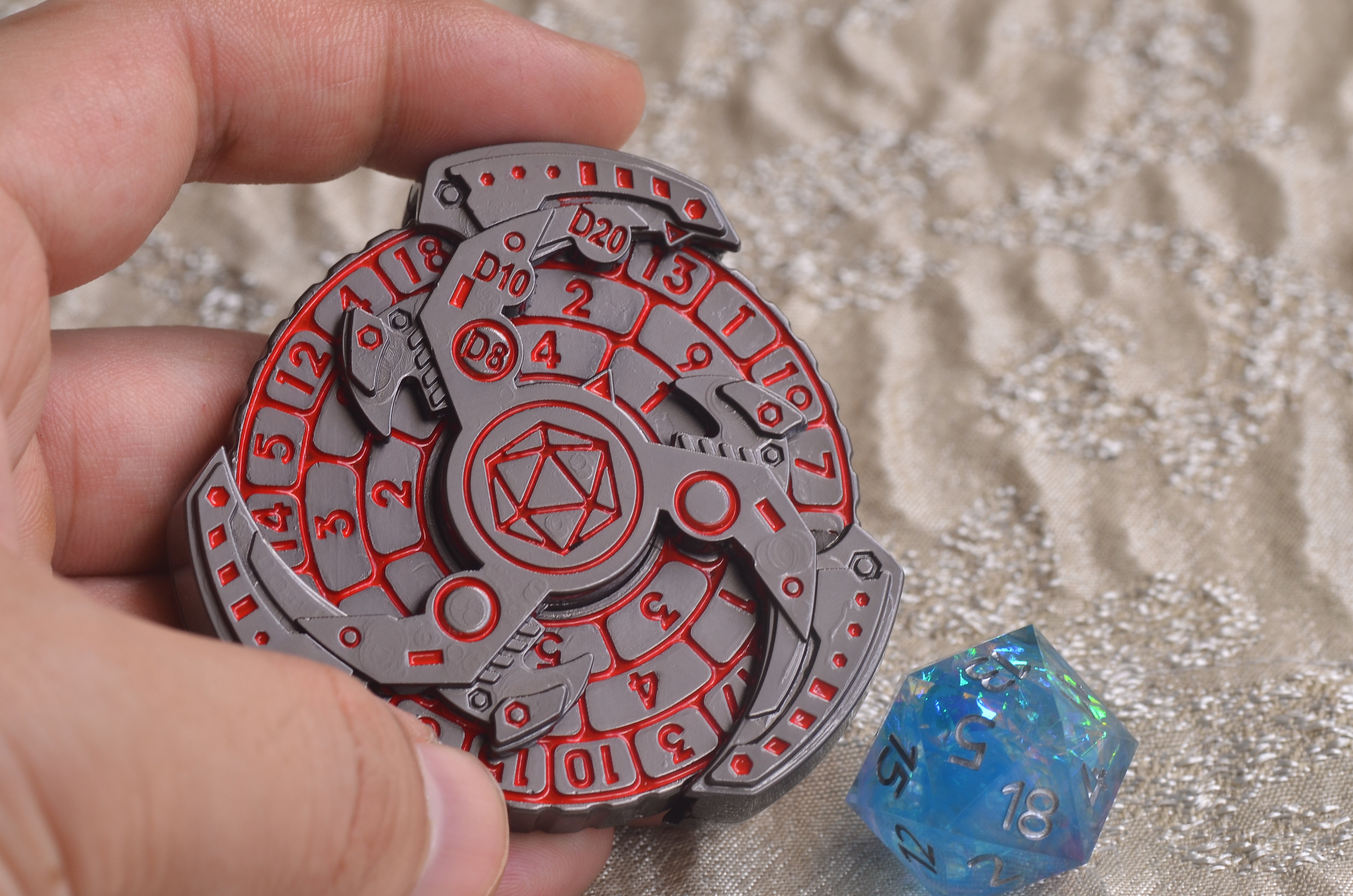 Handcrafted Blade Spinner Dice - Precision Dual-Faced Gaming Spinner