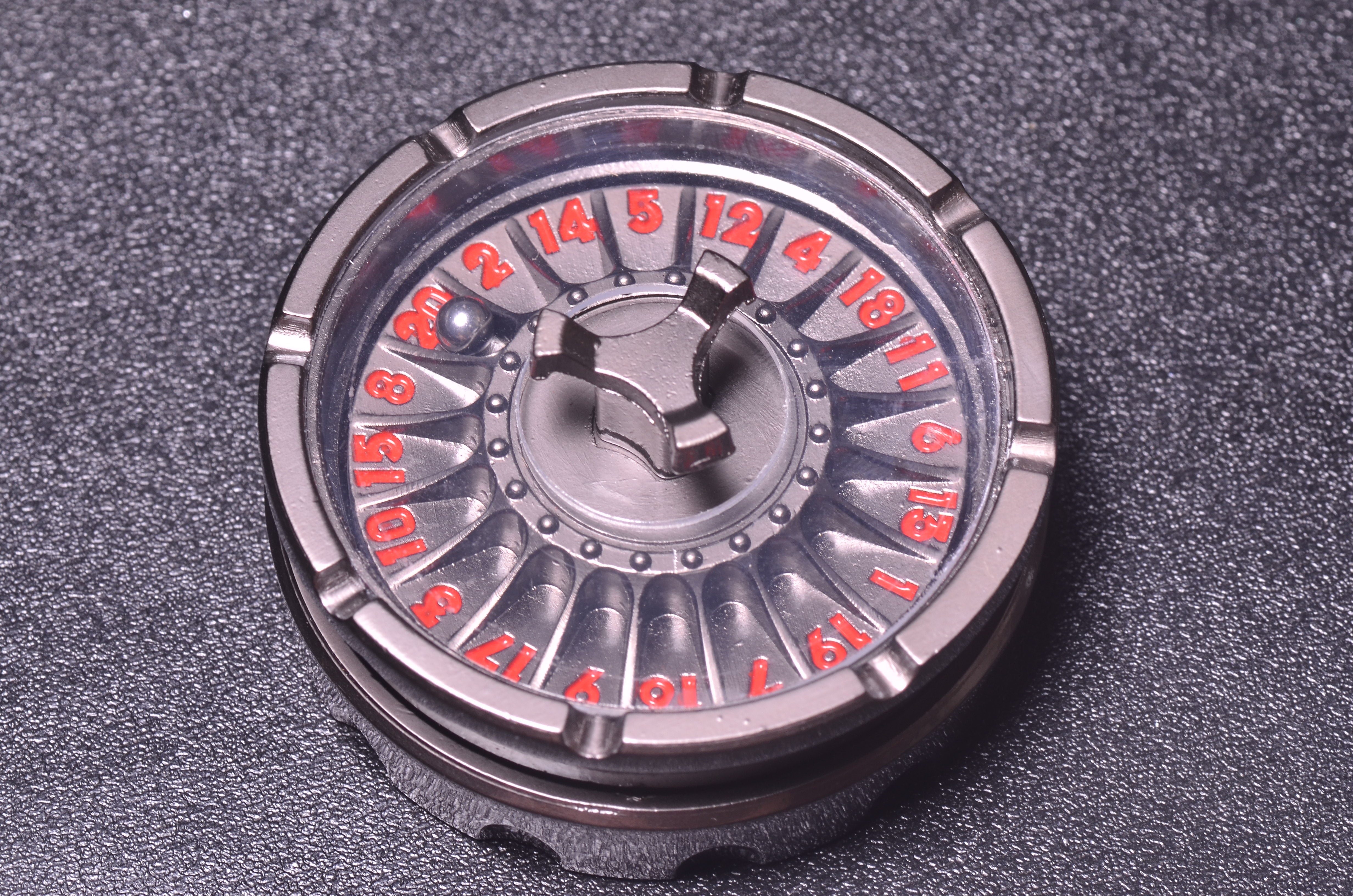 DND Roulette D20 dice – Unique Casino DICE-Inspired Dice with Dragon Engraving-D20 coin dice spinner