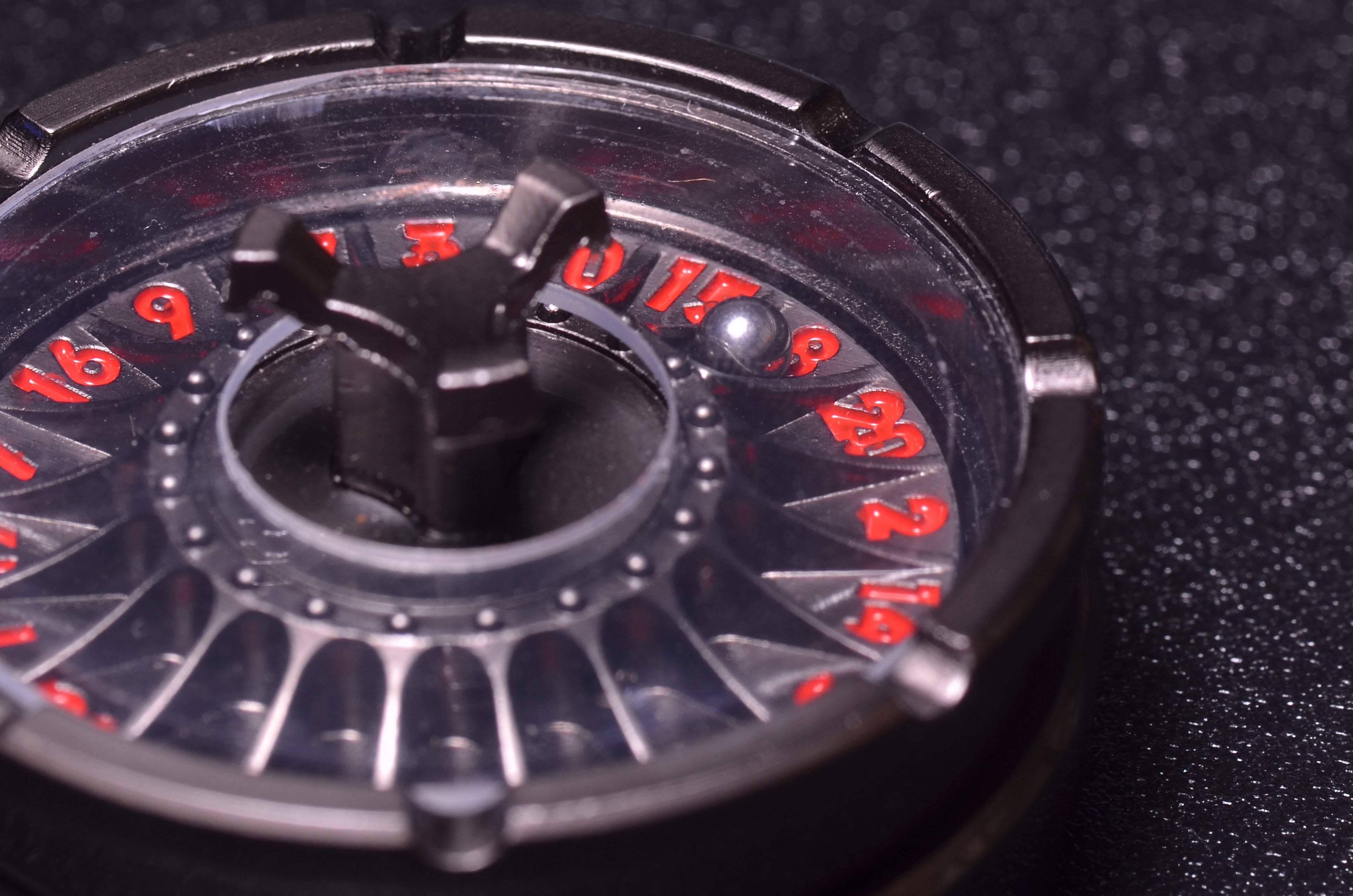 DND Roulette D20 dice – Unique Casino DICE-Inspired Dice with Dragon Engraving-D20 coin dice spinner