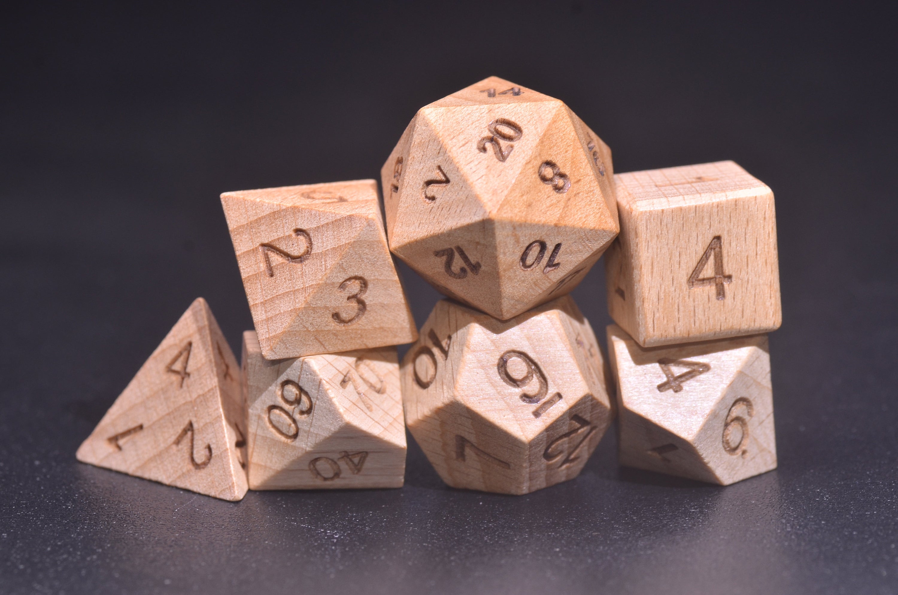 Premium Beech Wood Dice Set - Handcrafted Natural Grain for Druid & Ranger