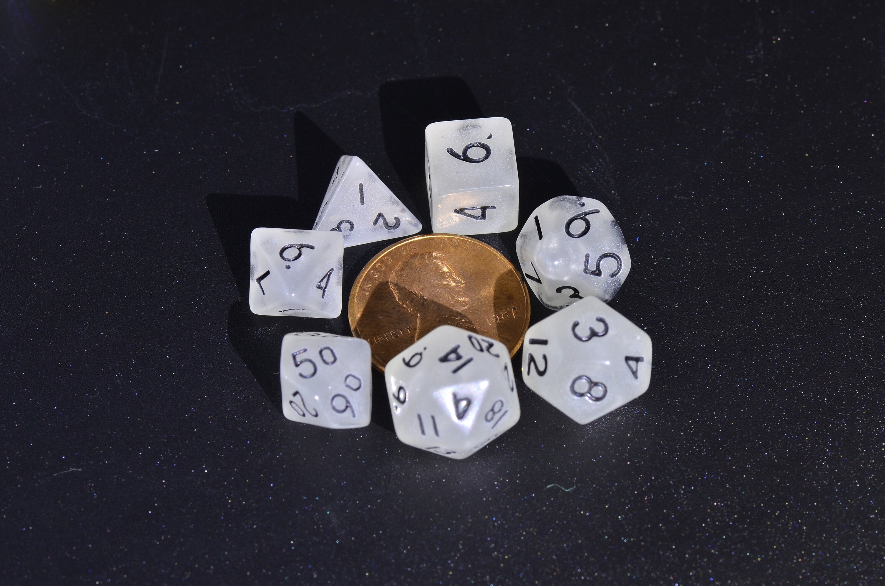 Mini Glow In The Dark dice | Small Dice SET | mini Dungeons and Dragons dice |Dungeons and Dragons dice SET