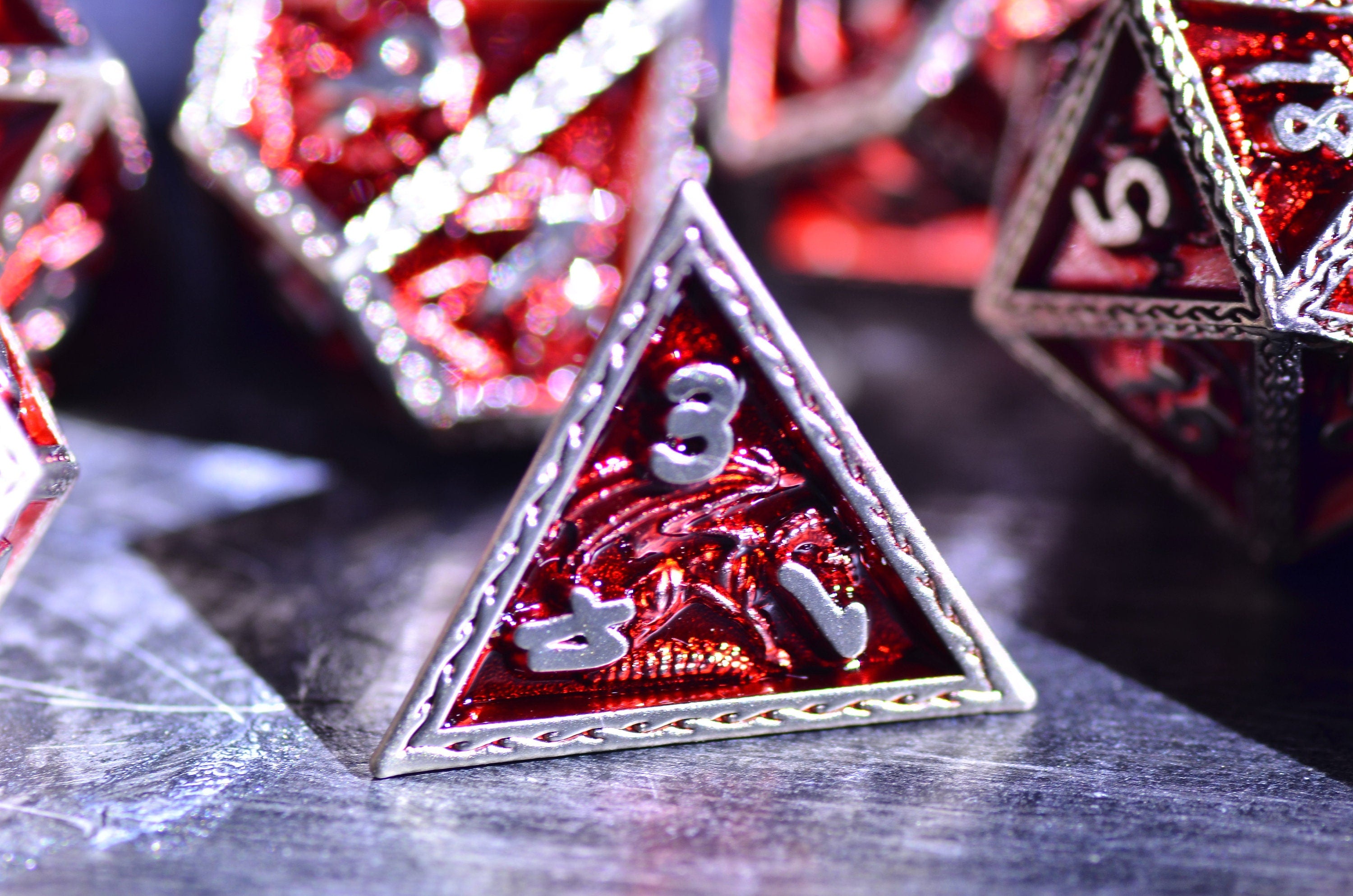 Red Dragon Pattern Metal Dice Set - Polyhedral for DND RPG