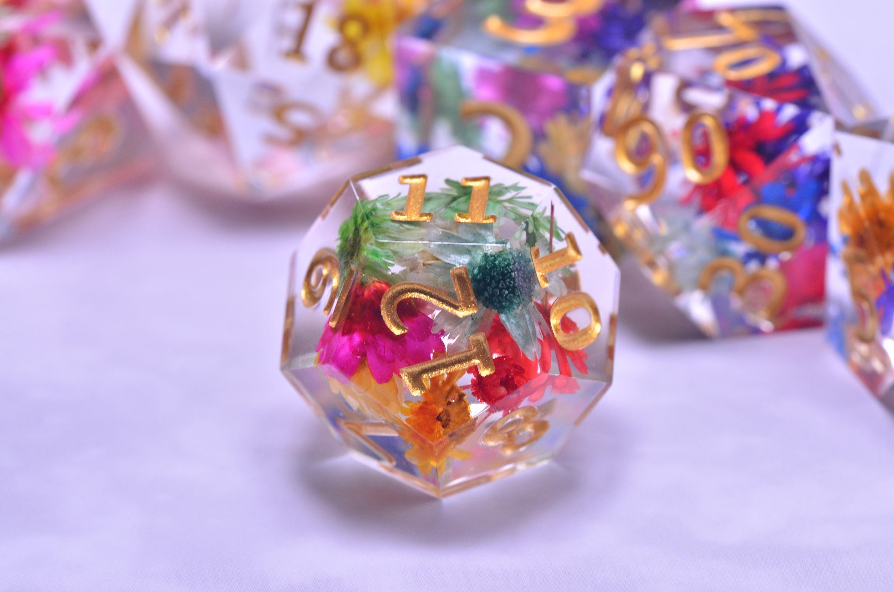 flower D&D dice set | Coloured flower translucent dice |Resin polyhedral dice set |Handmade sharp edge dice set