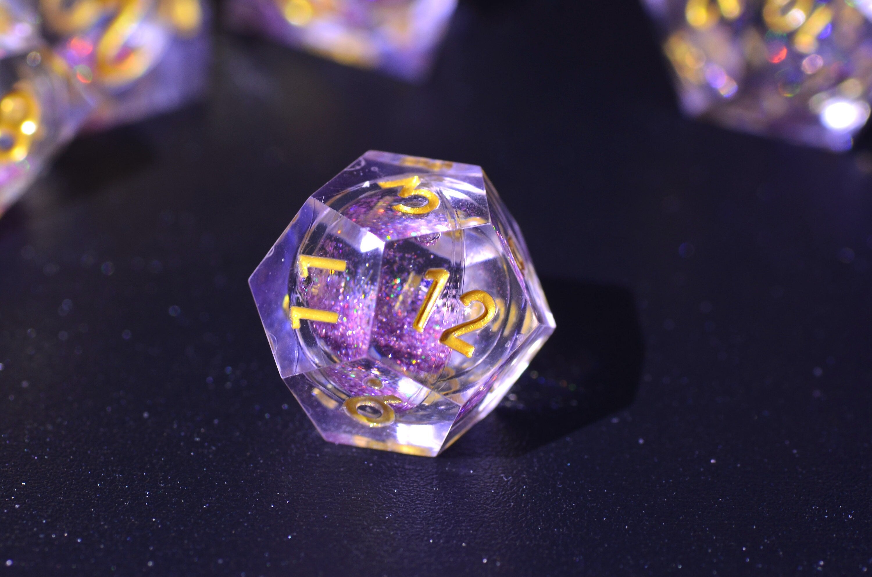 Purple liquid core DND dice , Streaming Crystal Dice ,amethyst sharp edge dice ,iridescent D&D Handmade dice,Dungeons and Dragons resin dice