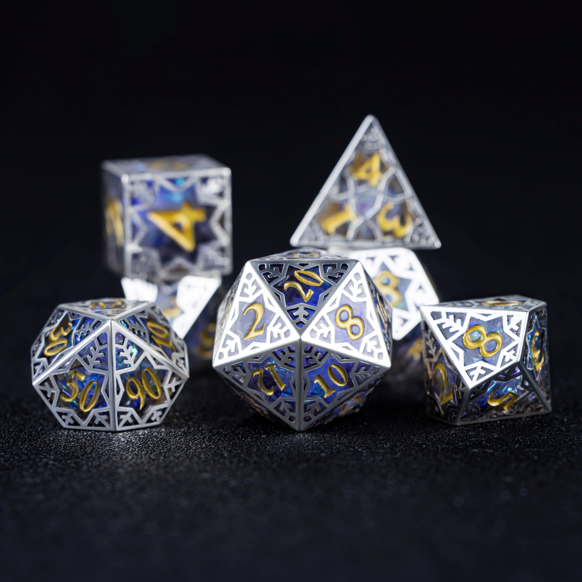 Ice DND dice set,Snow mage snowflakes dice , Unique winter dice,Christmas D&D dice, Translucent polyhedral metal resin dice GIFT