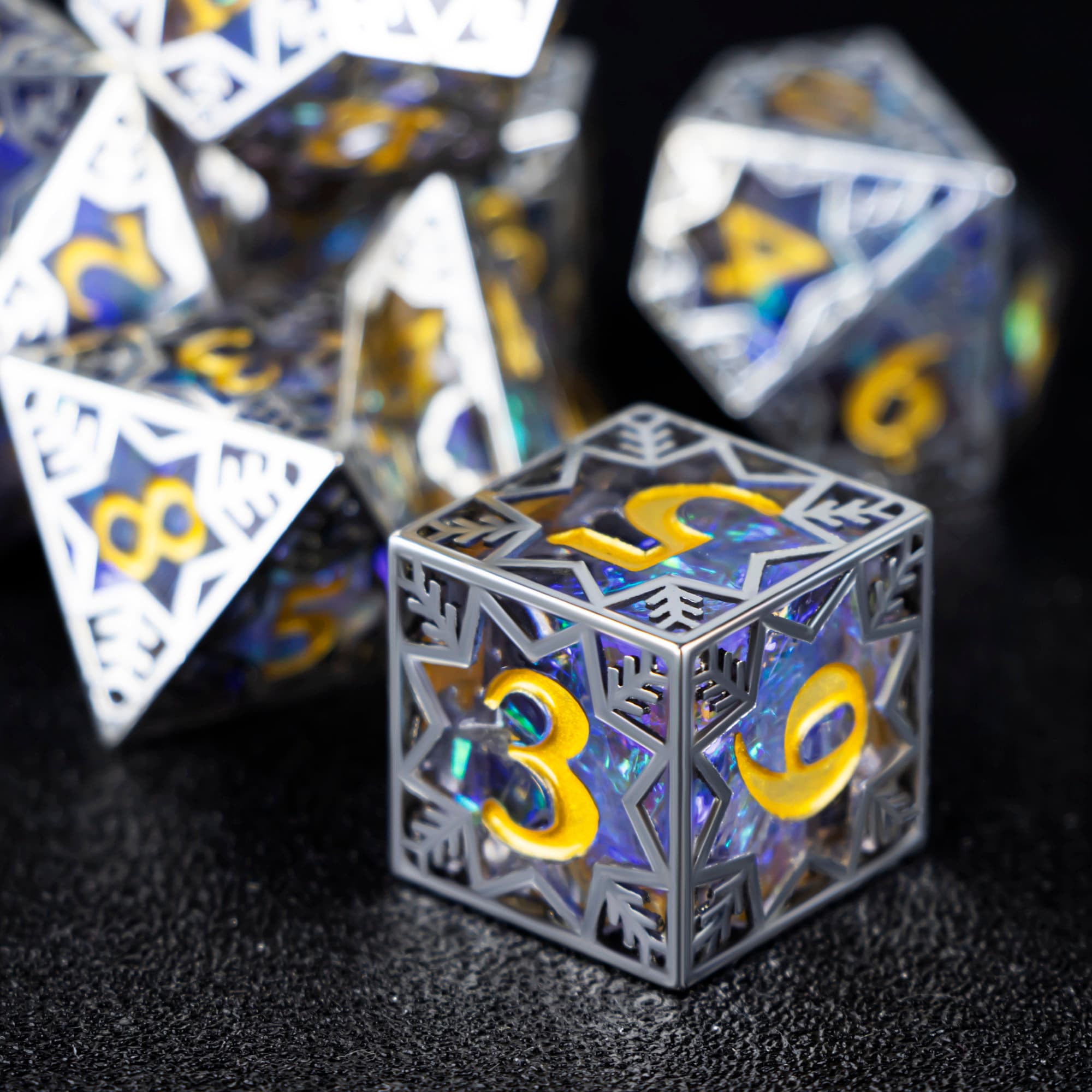 Ice DND dice set,Snow mage snowflakes dice , Unique winter dice,Christmas D&D dice, Translucent polyhedral metal resin dice GIFT