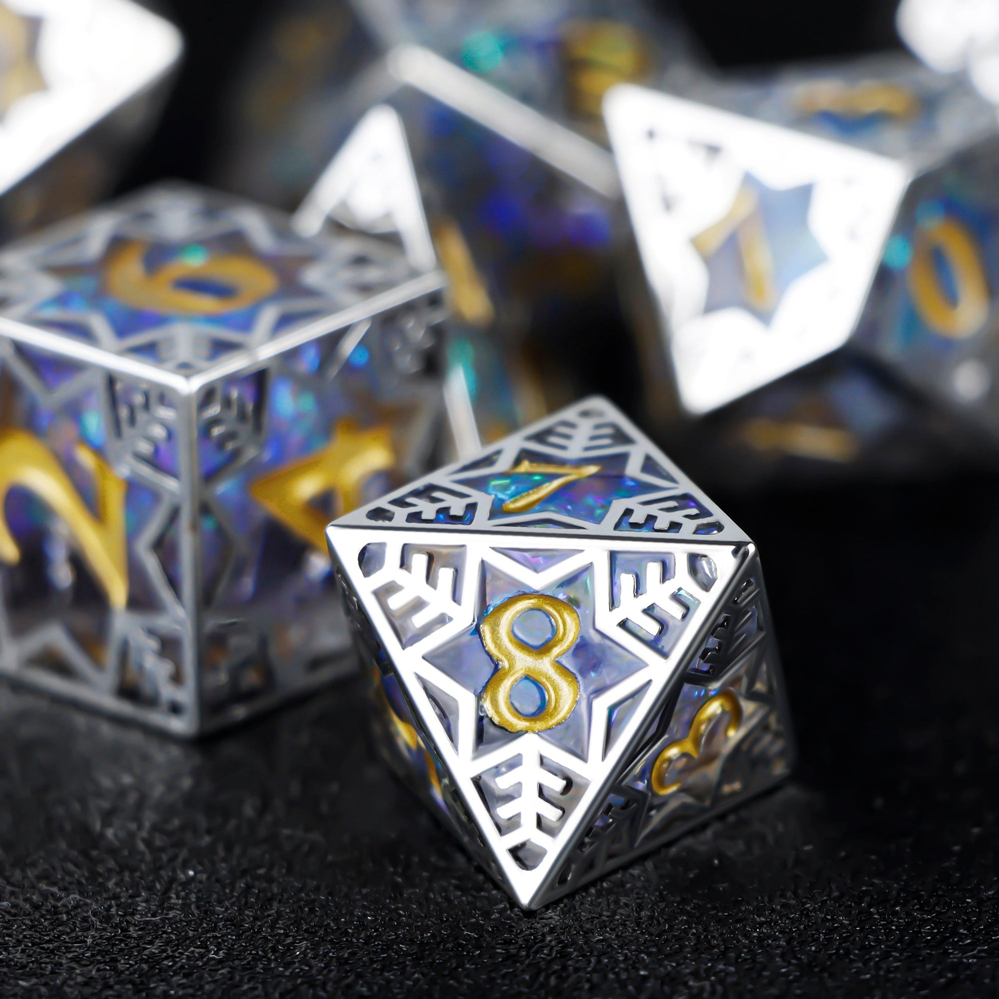 Ice DND dice set,Snow mage snowflakes dice , Unique winter dice,Christmas D&D dice, Translucent polyhedral metal resin dice GIFT