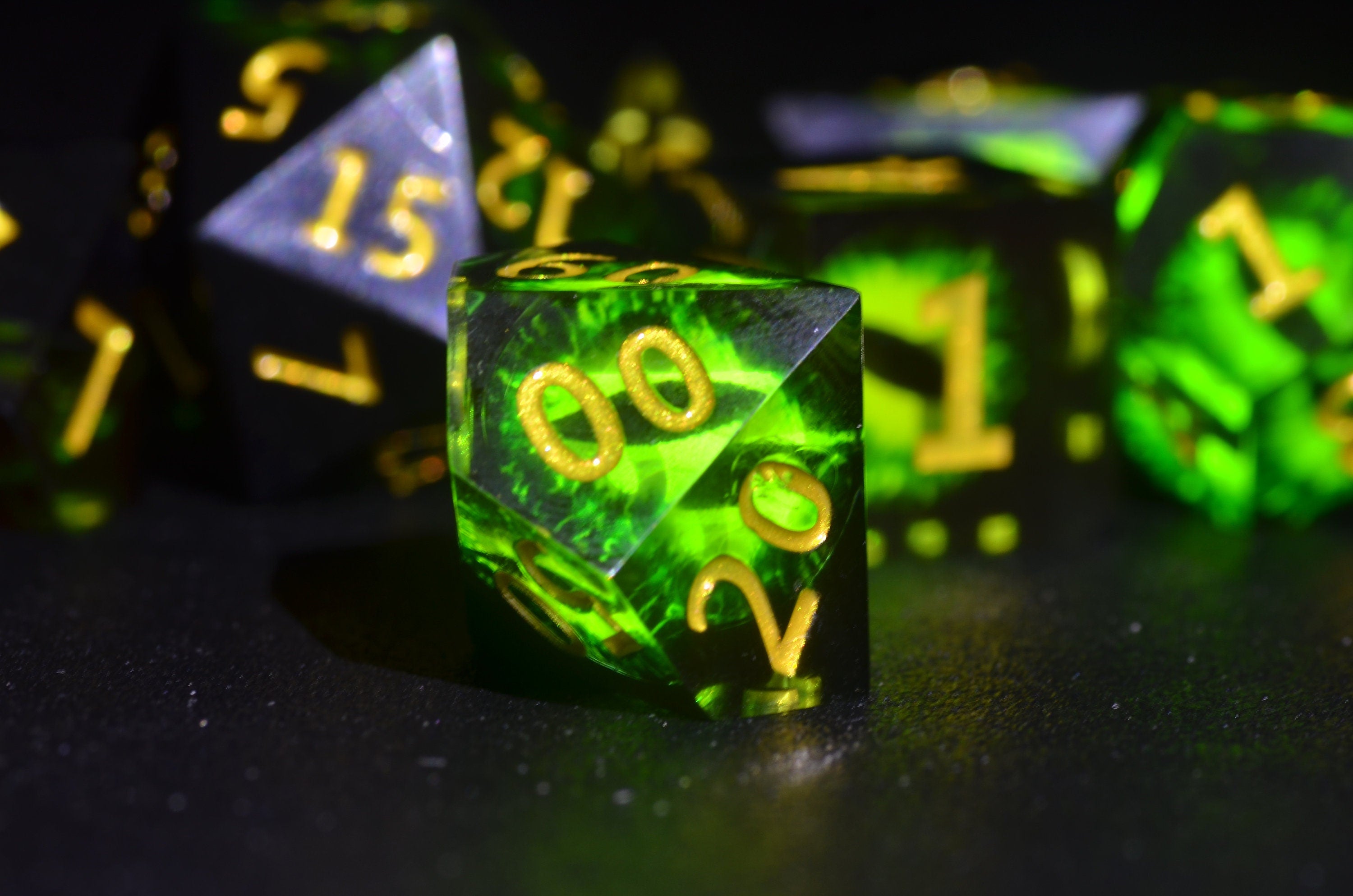 Green Dragon Eye Dice, DND Necromancer Dice,D&D resin dice set | Sharp edge polygonal dice,Dungeons and Dragons Druid Dice