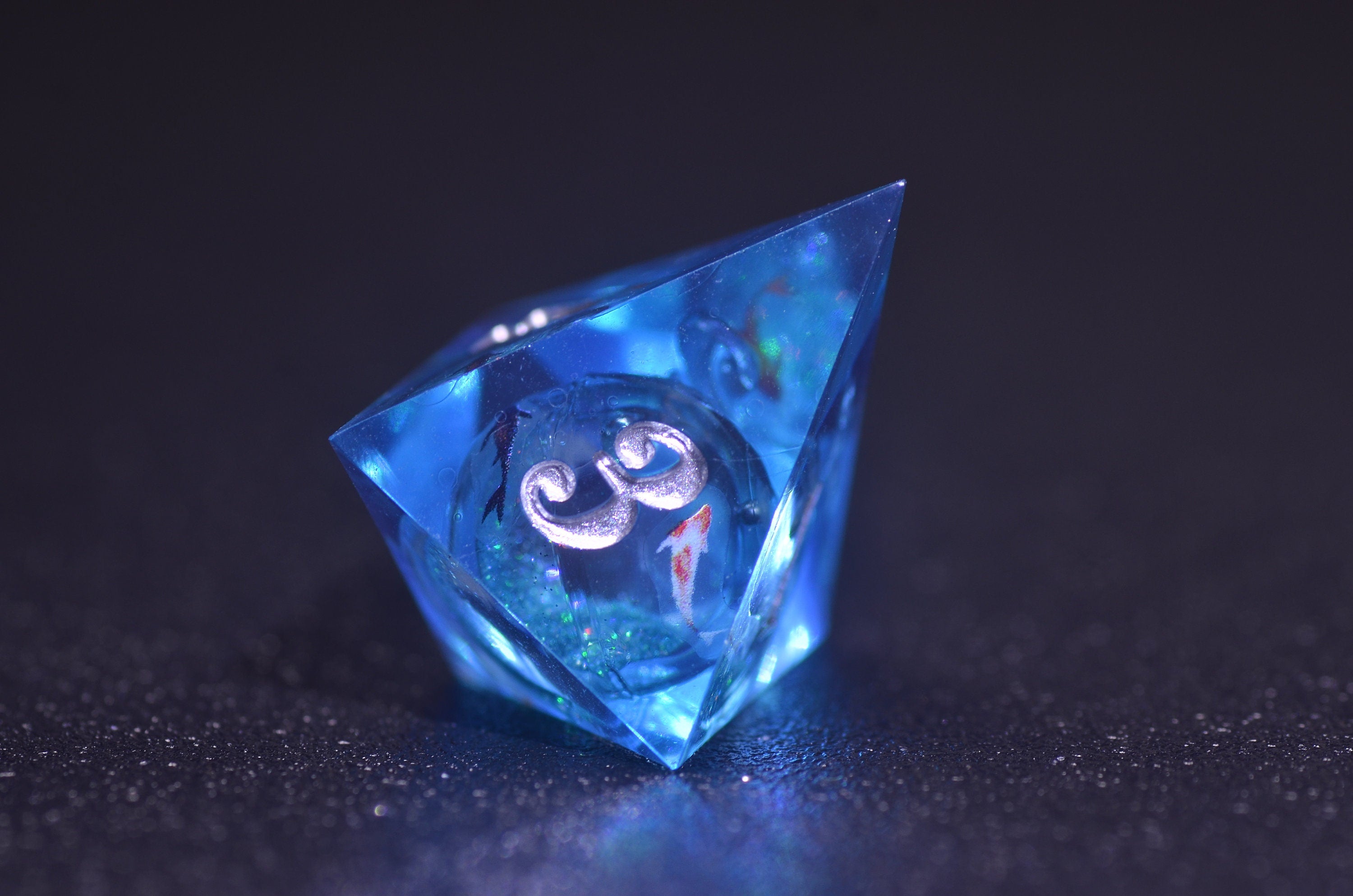 Blue Liquid Core Koi Fish Dice Set: DND Water Dice for Adventure & Luck -japanese dice,ocean dice, dnd dice gift