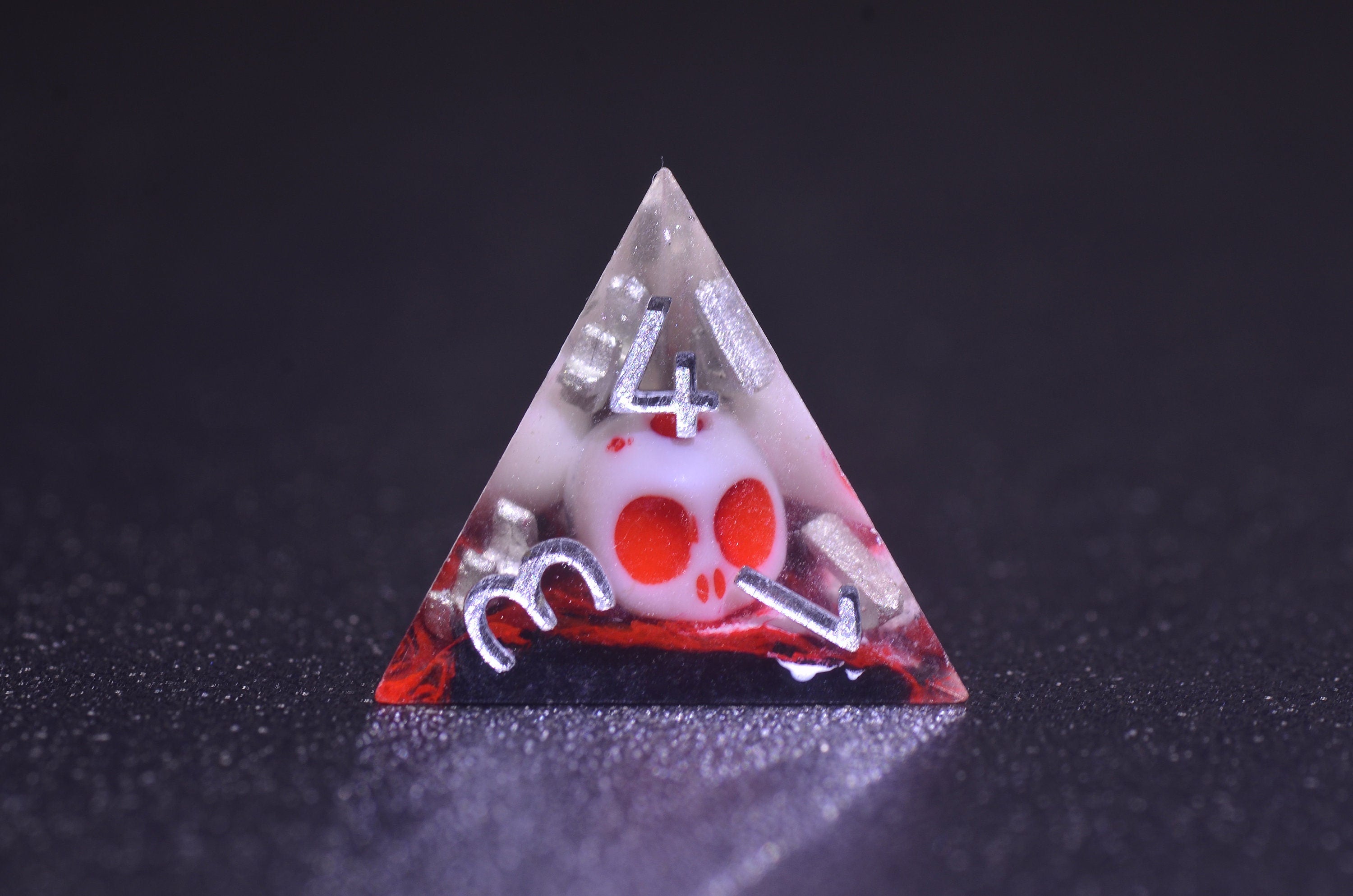 Blood Red Skull Dice, DND Necromancer dice,red Ghost Skull Dice set,Transparent green D&D dice, Resin Sharp Edge Dice