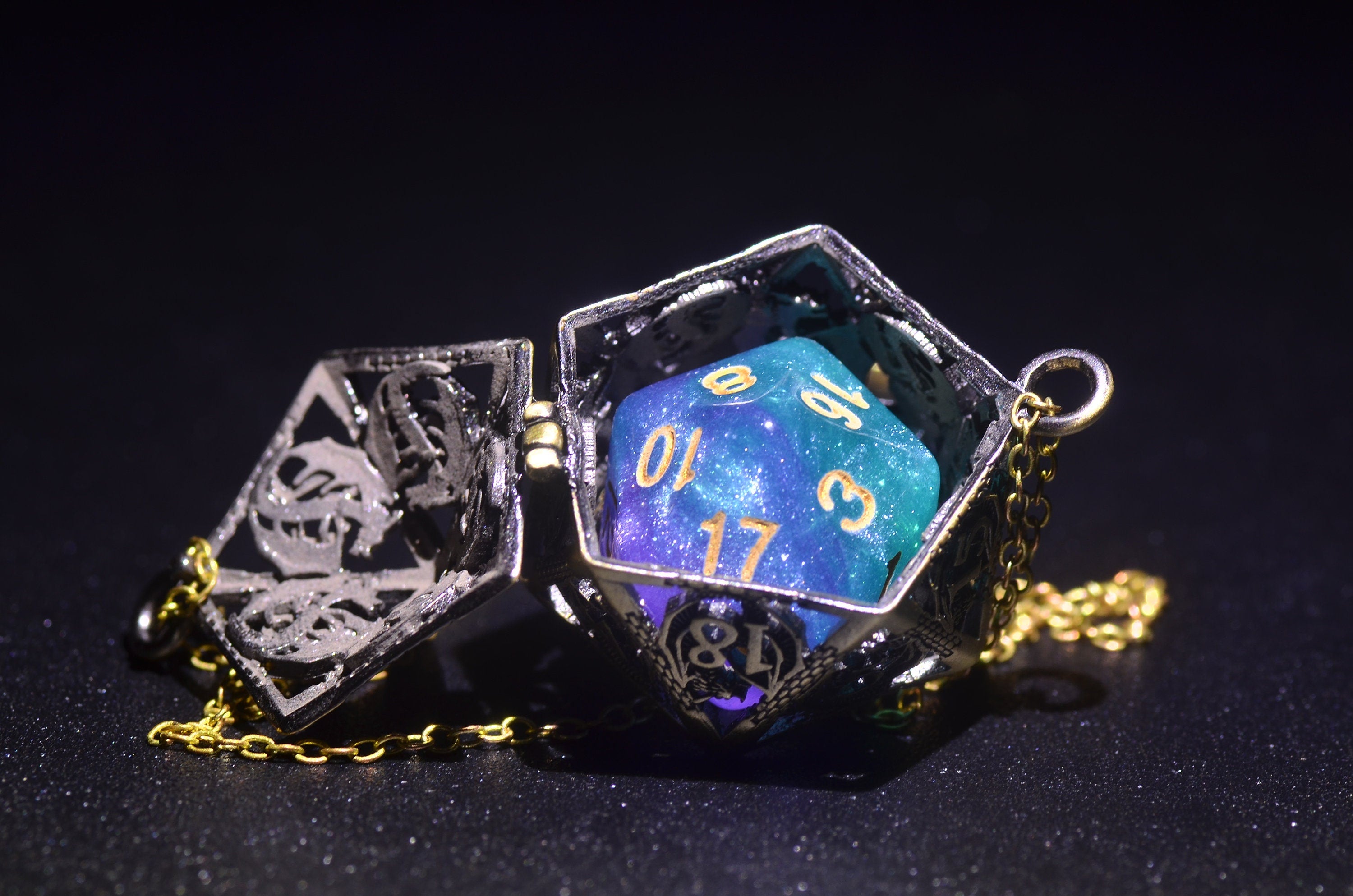 D20 in D20 dice cage Necklace,dnd dice jail, Dragon Dice cage Necklace,dnd dice holder,D20 Dragon Engraved Necklace,d20 pendant DND Gift