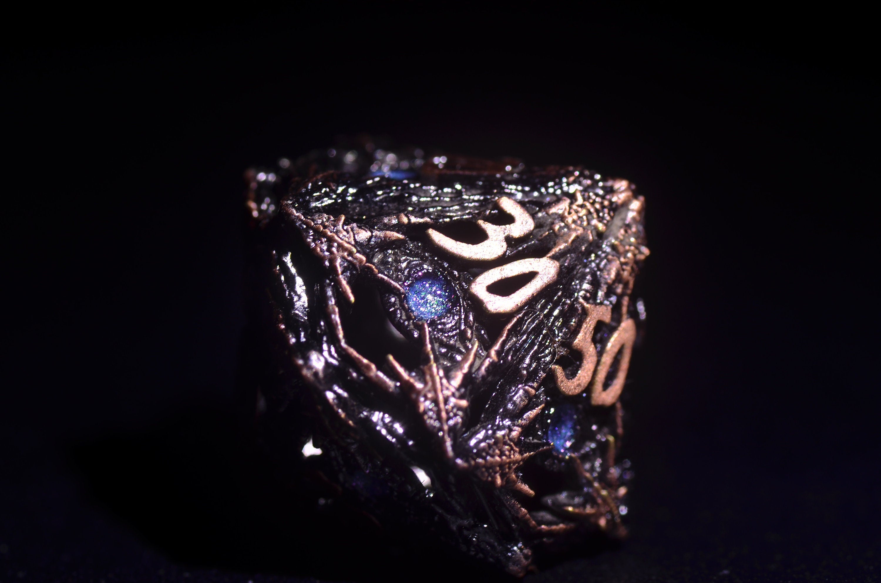 Sapphire Devil's Eye Dice, mindflayer dice dnd,hollow DND dice,Metal Dice,Dungeons and Dragons polyhedral dice set