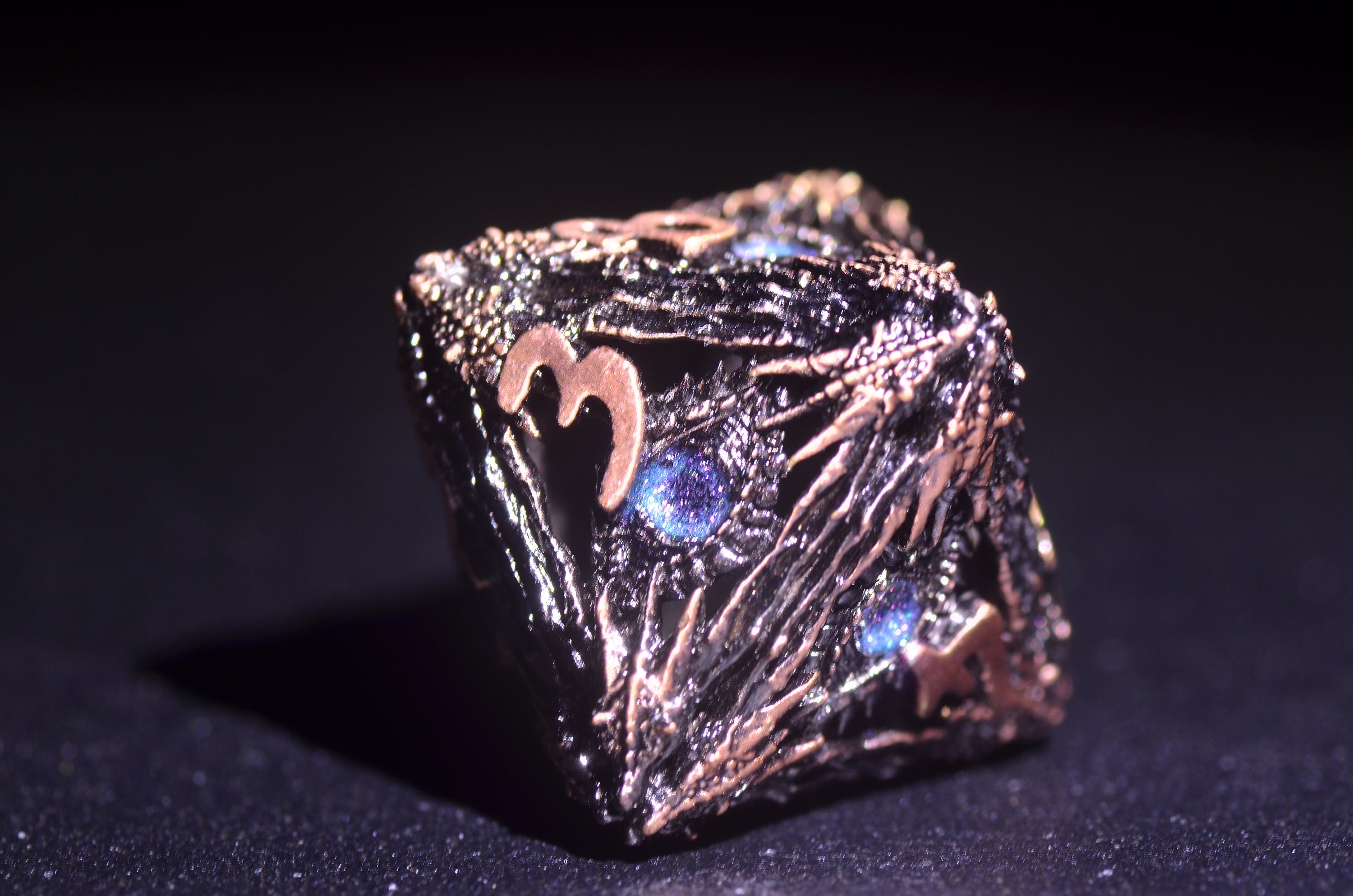 Sapphire Devil's Eye Dice, mindflayer dice dnd,hollow DND dice,Metal Dice,Dungeons and Dragons polyhedral dice set