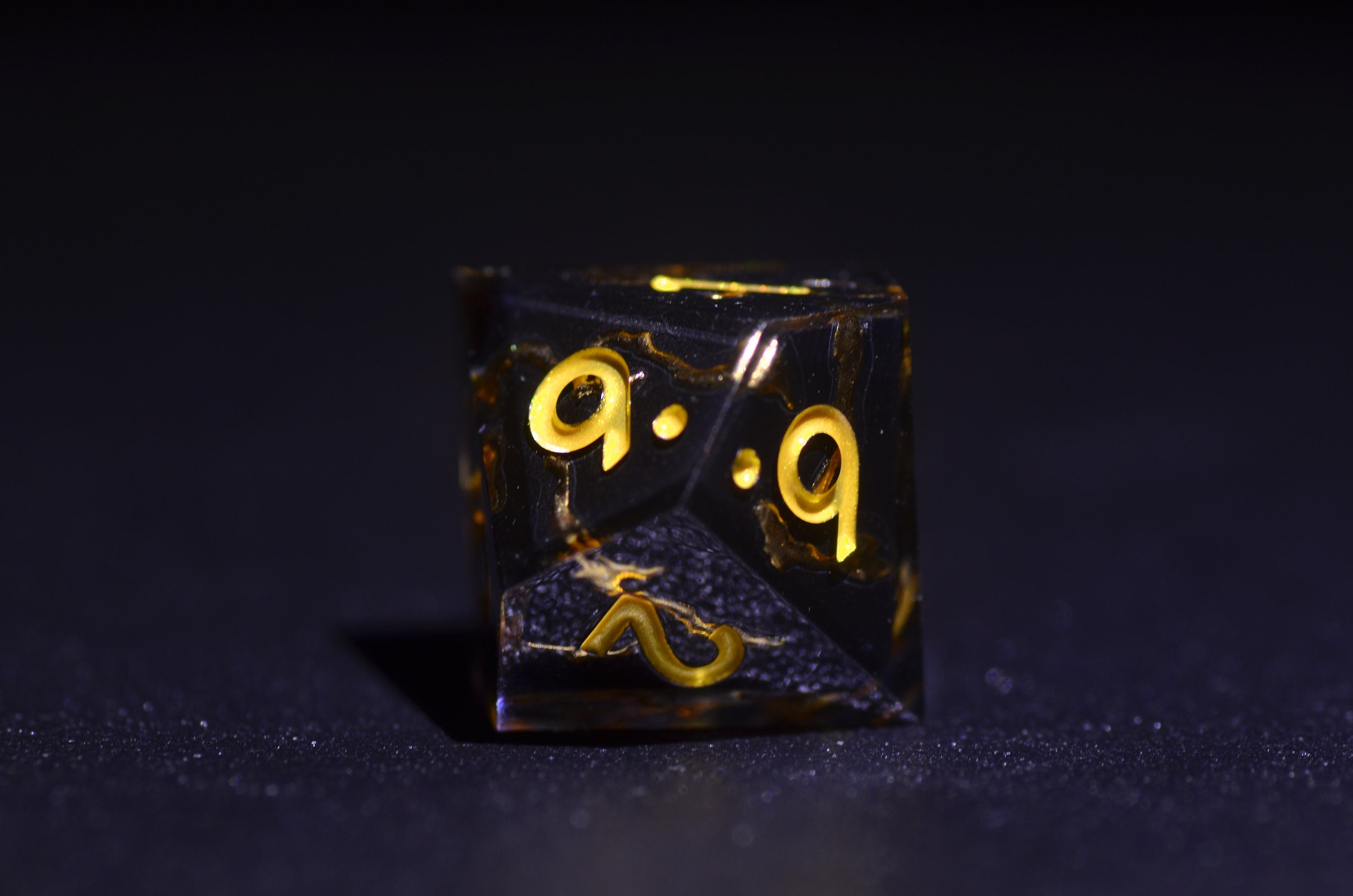 Dual Layer Black & Gold Lightning Dice,Sharp Edge star dice,Golden Lightning Dice,Dungeons and Dragons Polyhedral dice,handmade dice GIFT