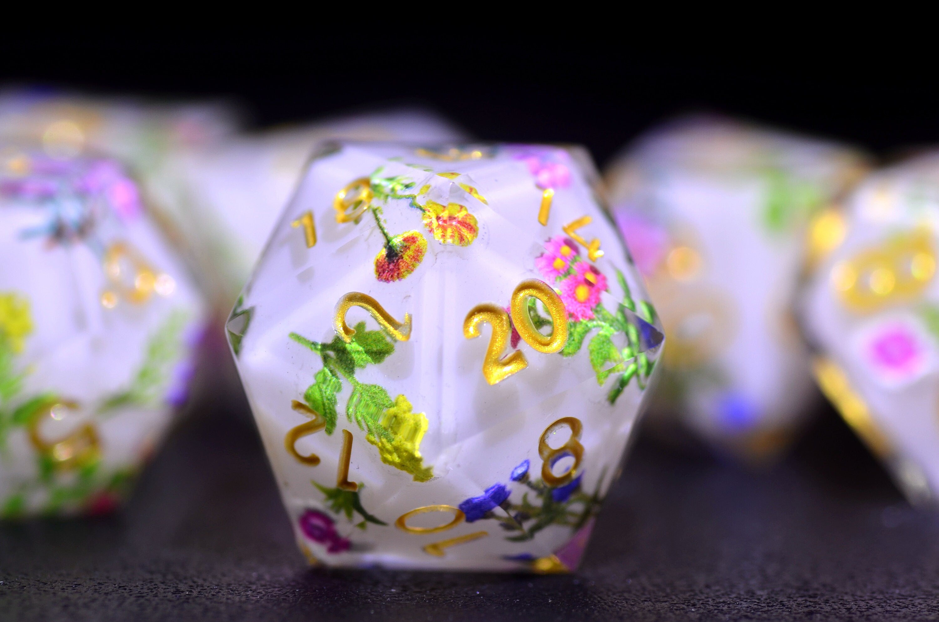 Dual-Layer Resin Dice with Floral | Sharp Edge Resin Polyhedral Dice for Dungeons and Dragons | DND dice gift