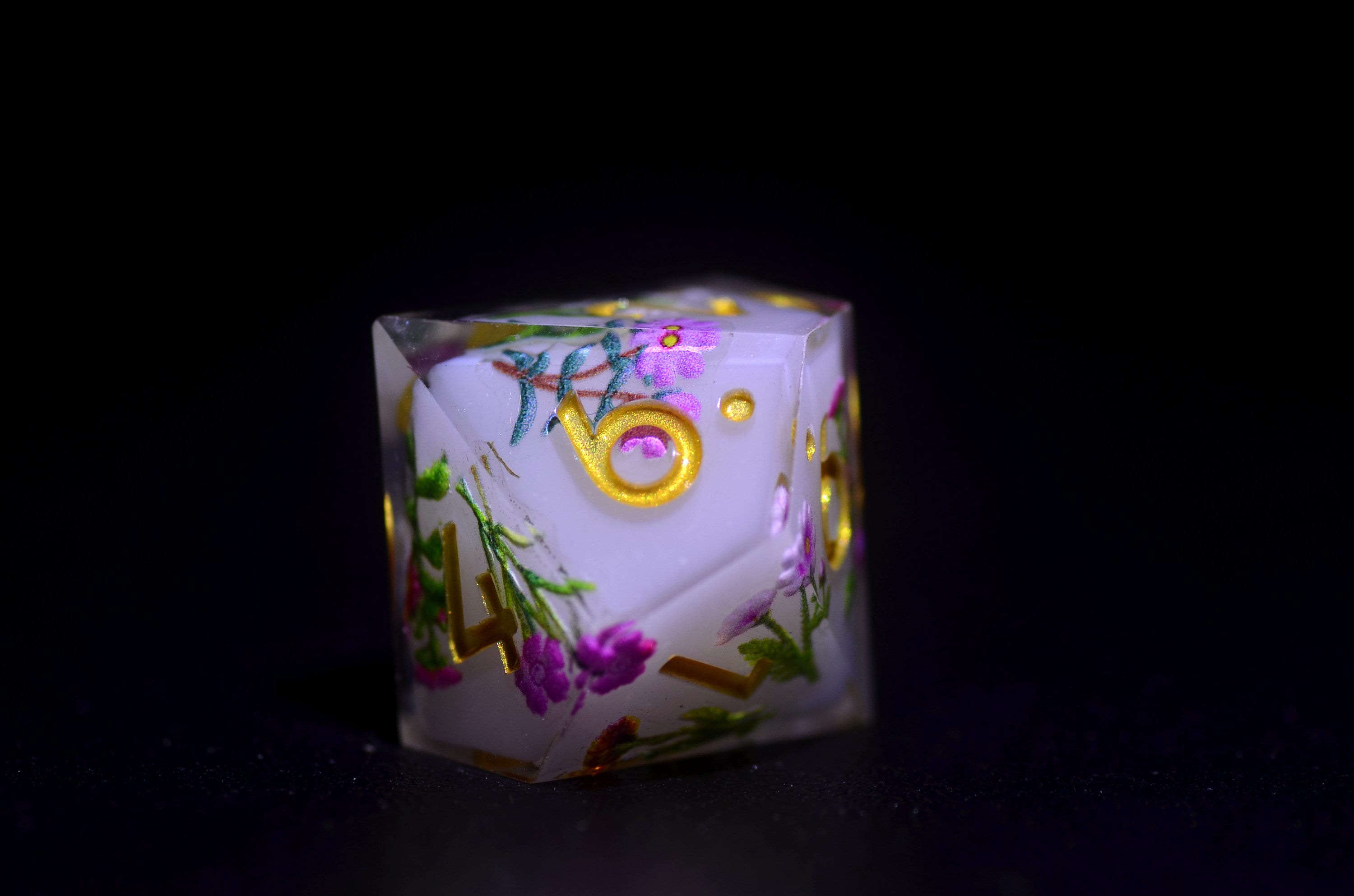 Dual-Layer Resin Dice with Floral | Sharp Edge Resin Polyhedral Dice for Dungeons and Dragons | DND dice gift