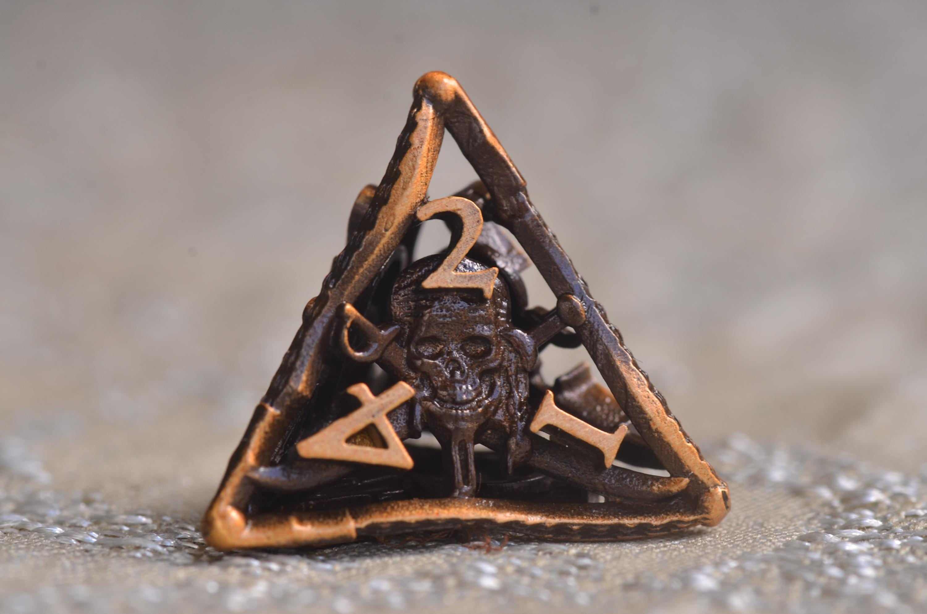 Pirate Skull Hollow Metal Dice set– Skull and Cutlass Design ,Pirate RPG Dice,Unique Dice Gifts