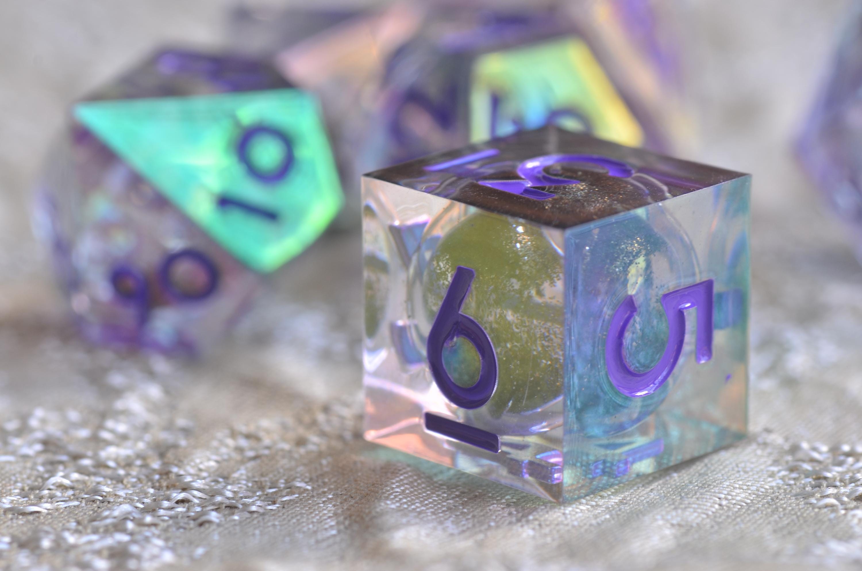 Cyberpunk Violet Iridescent Core Liquid Dice โ Mesmerizing Black Sand in Motion- Stunning RPG Dice Set | Sharp Edge Resin Polyhedral Dice