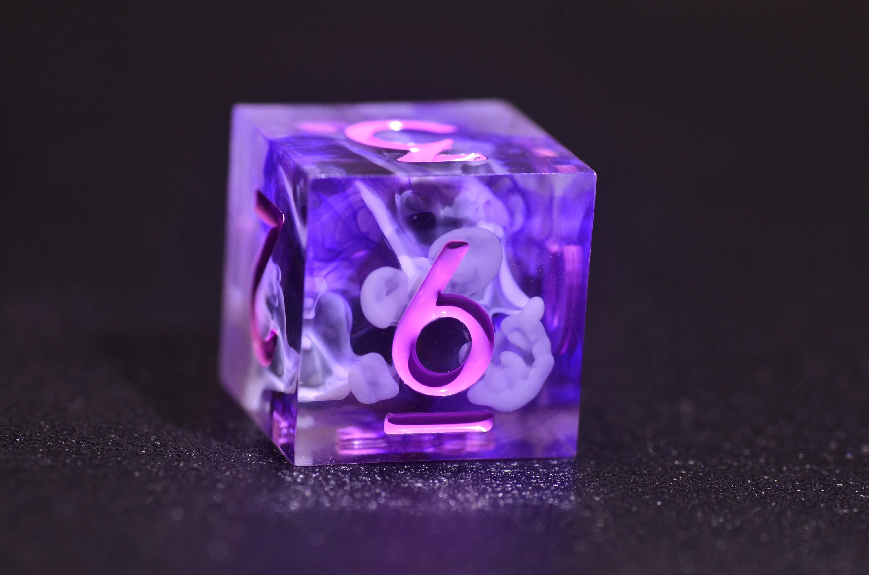 Fantasy Lila Purple Dice Set – lavender dnd dice,Resin Sharp Edge Dice with Swirling Silk Effect -Wizard Purple Polyhedral Dice Set