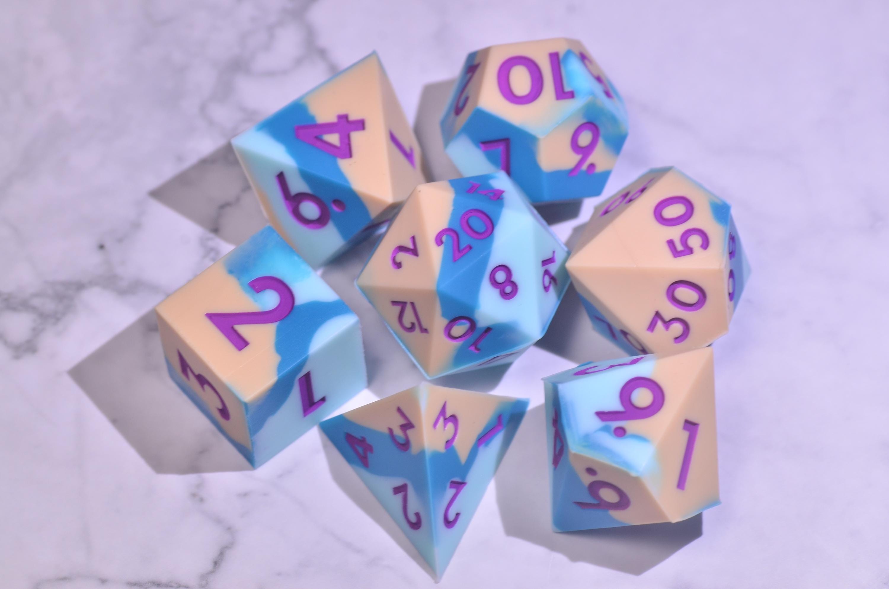 Squishy rainbow rubber dice, shape-shifting springback DND dice,Unique dice, D&D GIFT