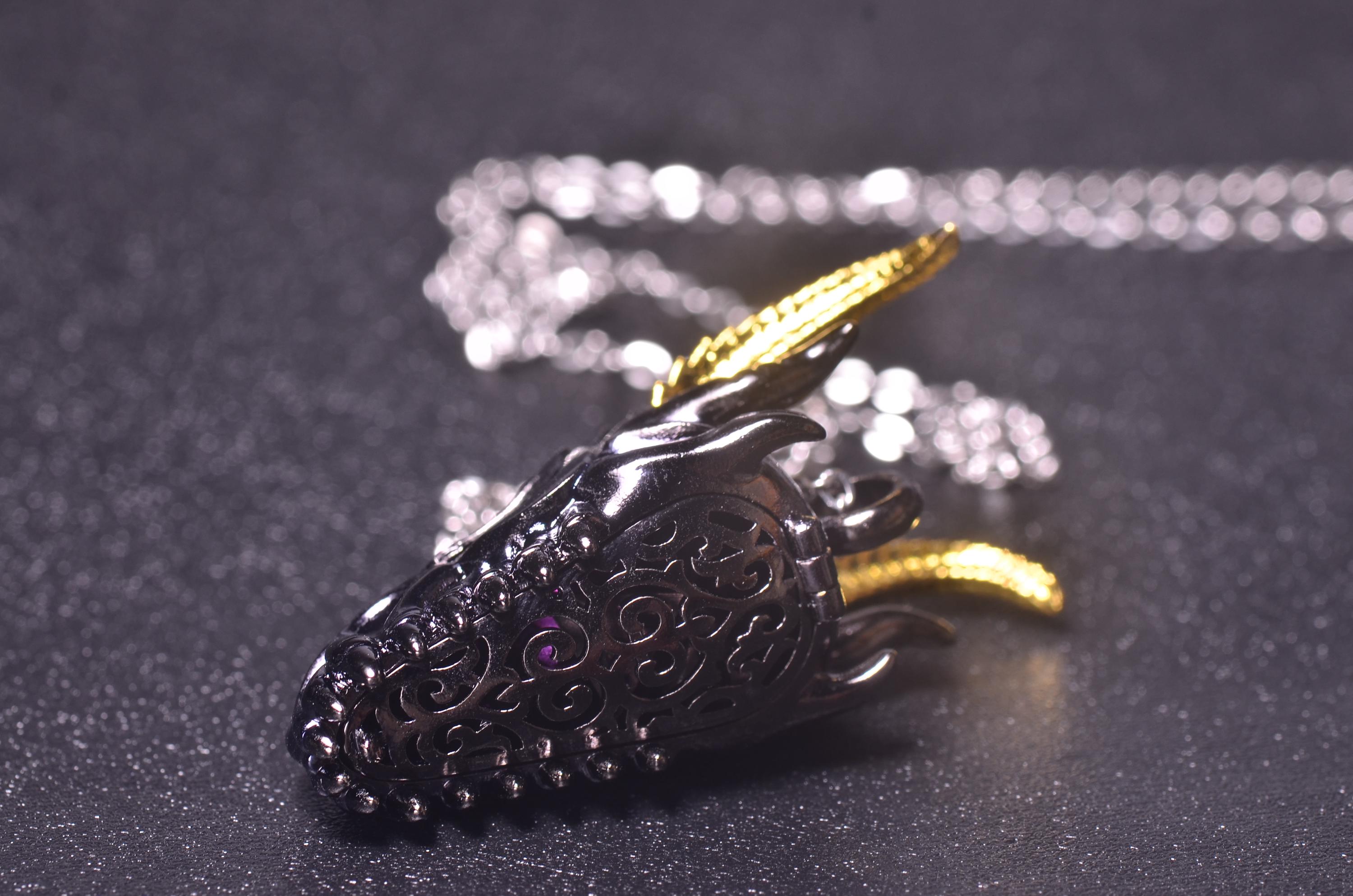 Black Dragon Head Necklace with Mini D20,dnd dice jail, Dragon Dice cage Necklace,dnd dice holder,d20 pendant DND Gift