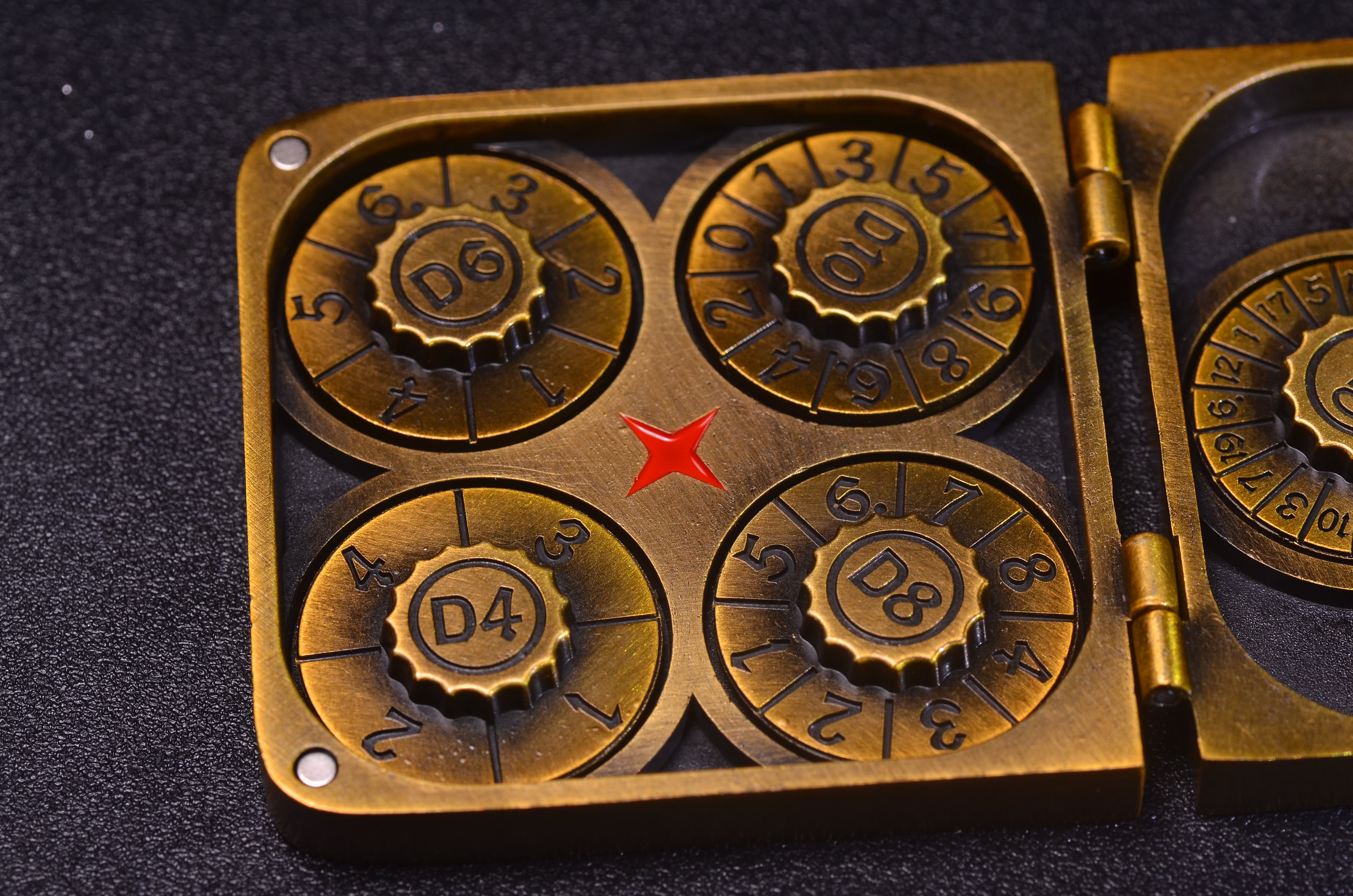 Pocket Spin Dice Vault: 7-in-1 Rotating Mechanical Case | Minimalist DND Dice Organizer with Leather Pouch