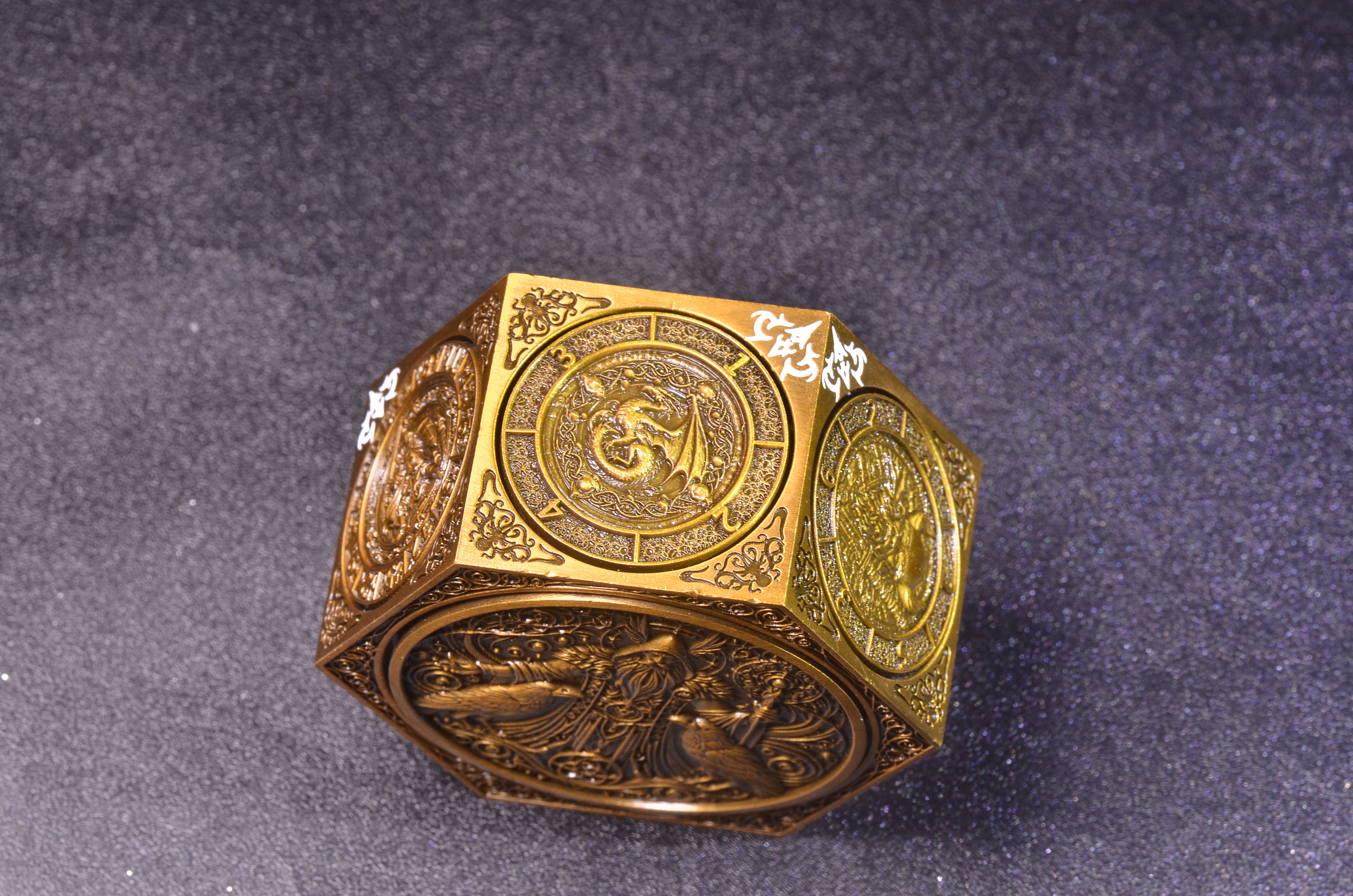 DND Arcane Cube Spinner DICE – All-in-One Dice Tower in Your Pocket